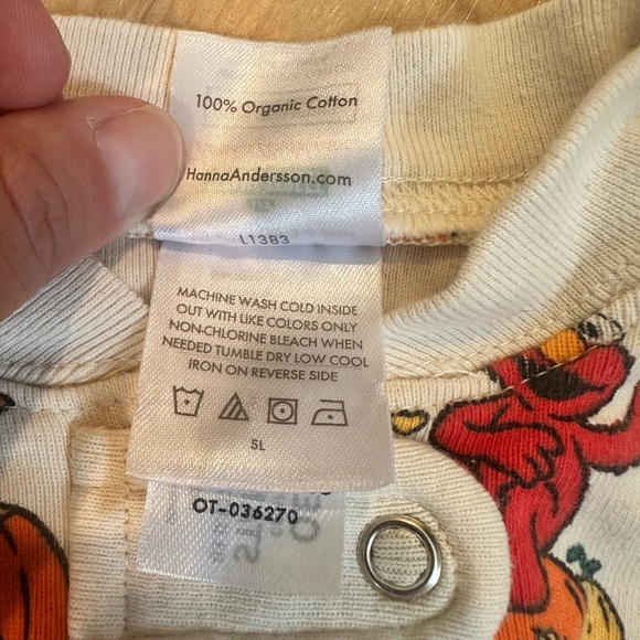 Hanna Andersson Sesame Street Elmo & Pumpkin Print Onesie - Picture 5 of 5